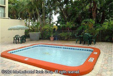Hotel North Miami Gardens & (adults Only)