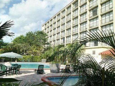 North Miami Gardens & (adults Only) 2* North Miami Beach